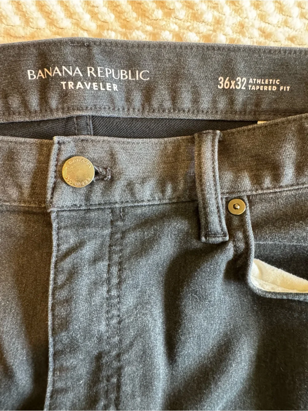 Banana Republic Men's Black Traveler Athletic Tapered Jeans